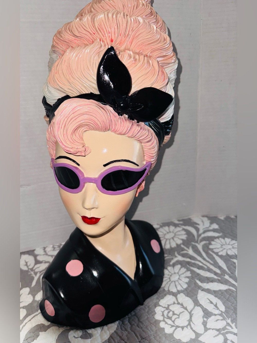 Bella Lux Retro Bride of Frankenstein Bust Halloween Decor Gothic Statue. BNWT